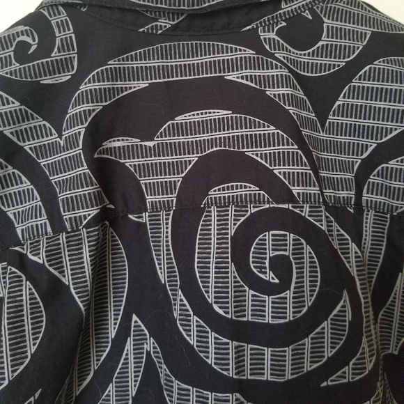 Quicksilver Boys Tribal Hawaiin Button Down Shirt - Picture 7 of 8